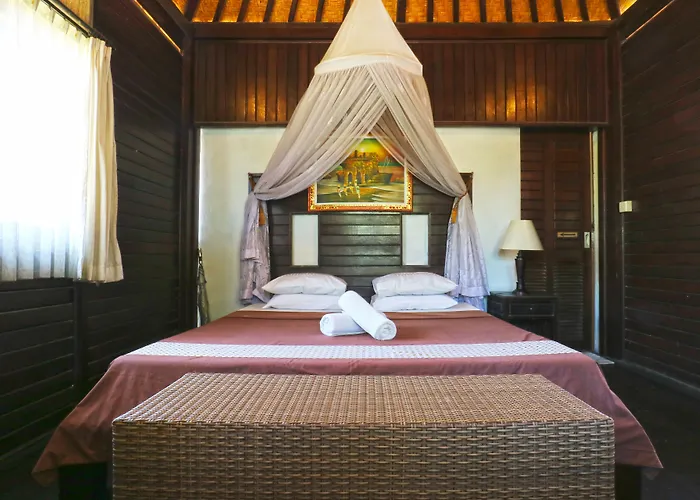 Mega 3* Nusa Lembongan